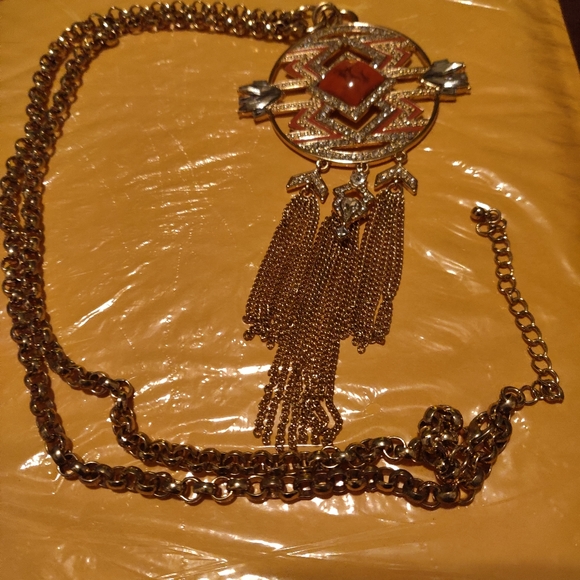 Jewelry - Picture 2 of 3